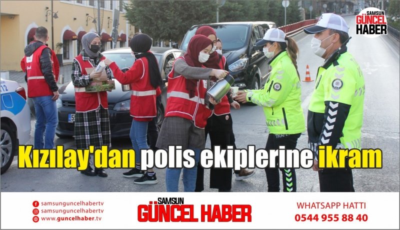 Kızılay'dan polis ekiplerine ikram  